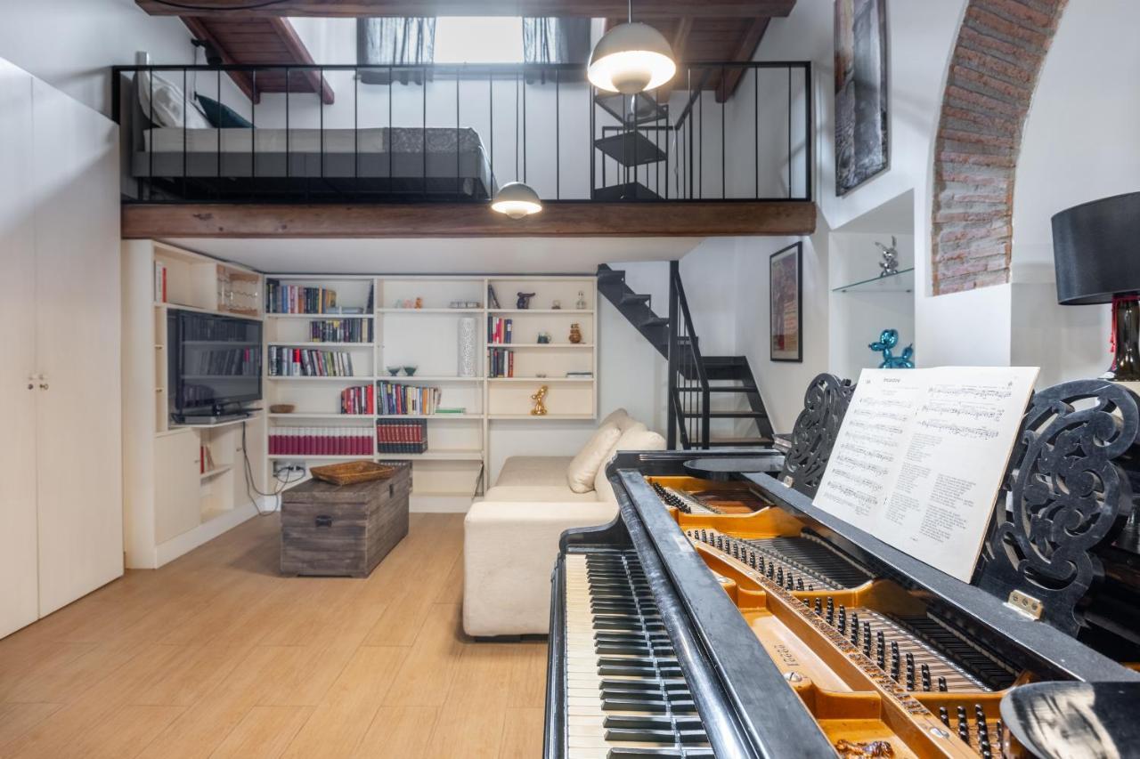 Musician Apartment Colosseo With Piano 罗马 外观 照片
