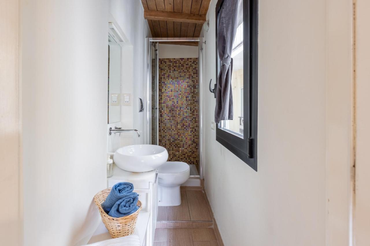 Musician Apartment Colosseo With Piano 罗马 外观 照片